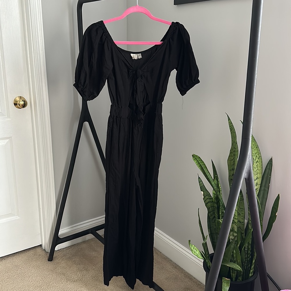 ASOS Black Tea Jumpsuit with Puff Sleeve Front Tie Detail Size 2